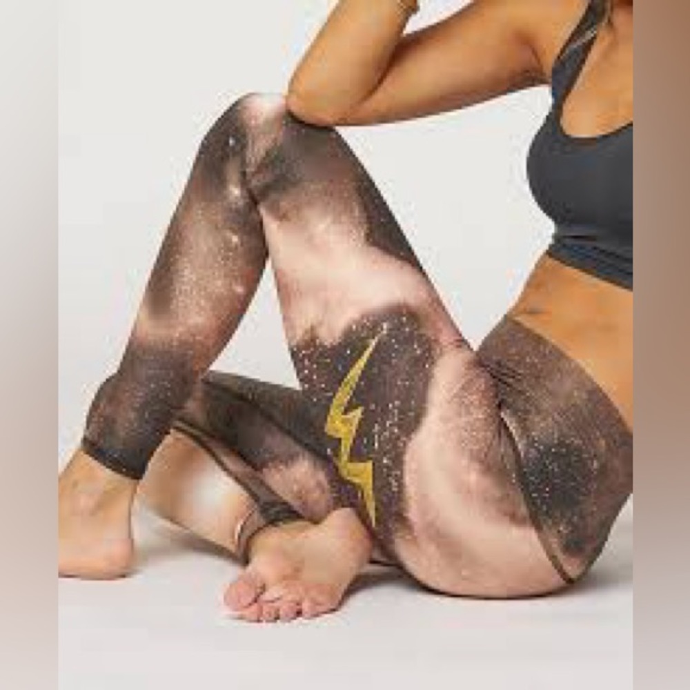 Teeki electric nite leggings size small